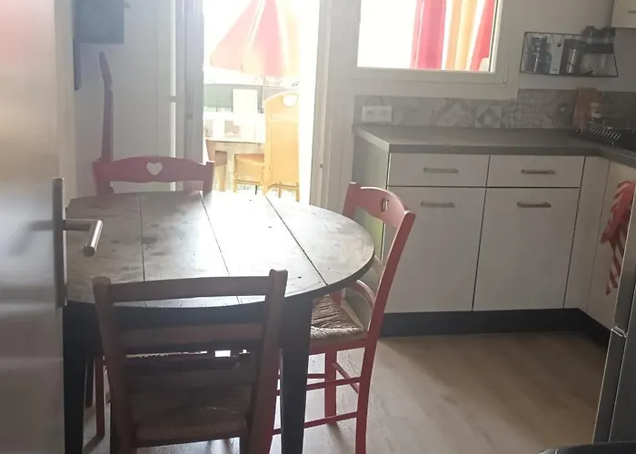 Agreable Pour 6 * Biguglia (Corsica)